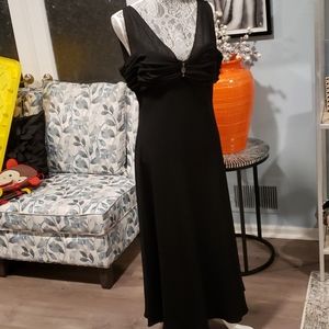 Black Cocktail Formal by Jones Wear